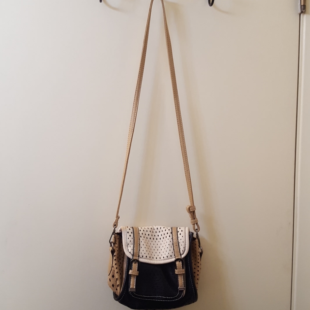 Shoulder Bag.